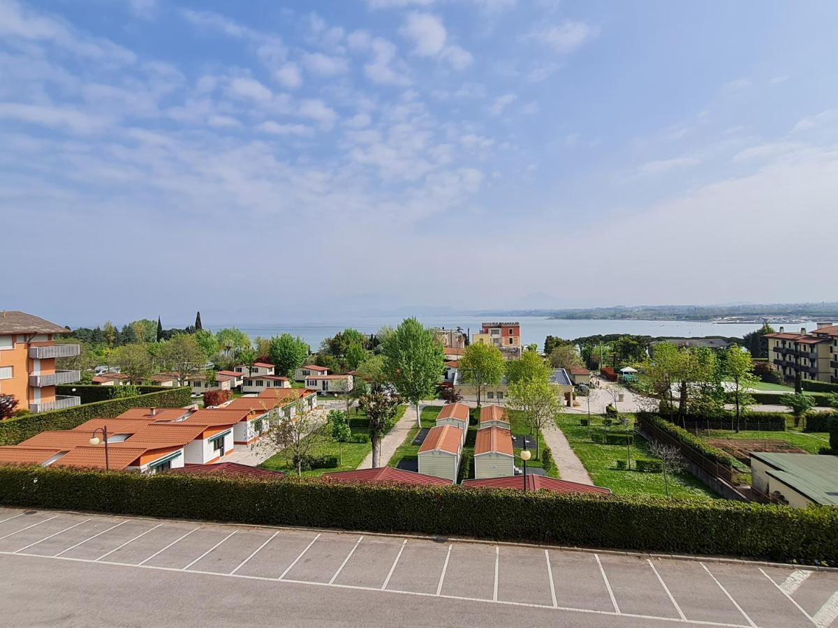 Panorama Apartment Peschiera Пескиера дел Гарда Екстериор снимка