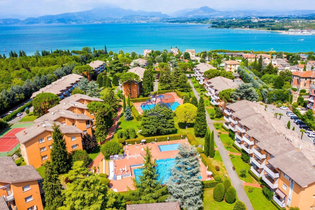 Panorama Apartment Peschiera Пескиера дел Гарда Екстериор снимка