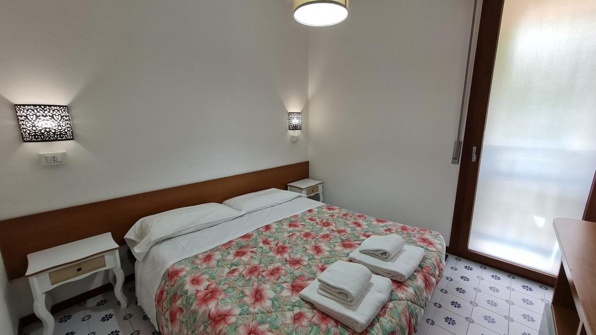 Panorama Apartment Peschiera Пескиера дел Гарда Екстериор снимка