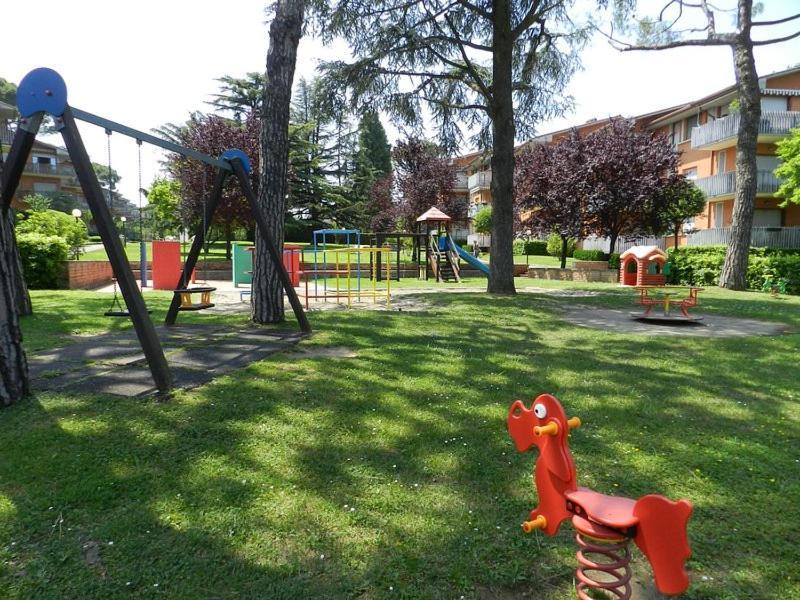 Panorama Apartment Peschiera Пескиера дел Гарда Екстериор снимка