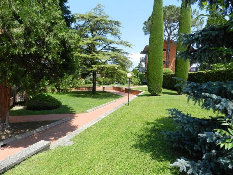 Panorama Apartment Peschiera Пескиера дел Гарда Екстериор снимка
